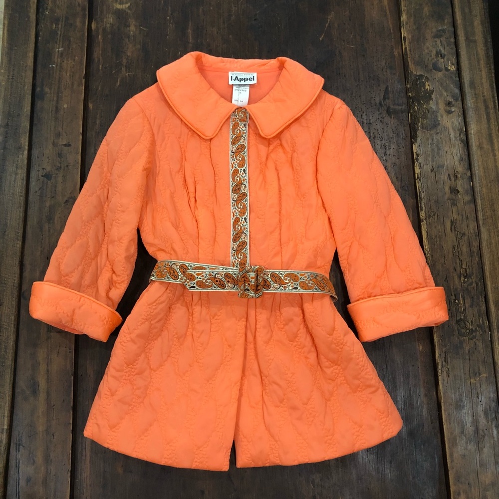 Vintage 60’s /70’s girls tangerine belted coat!! L